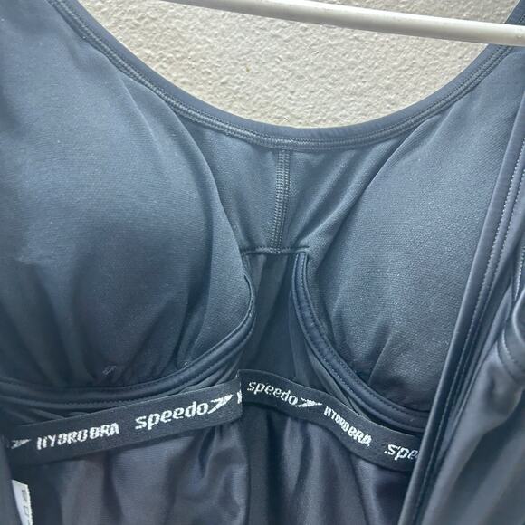 Speedo Swimsuit Padded Full Coverage Swimwear Size 8 Black Tummy Control - Picture 4 of 5